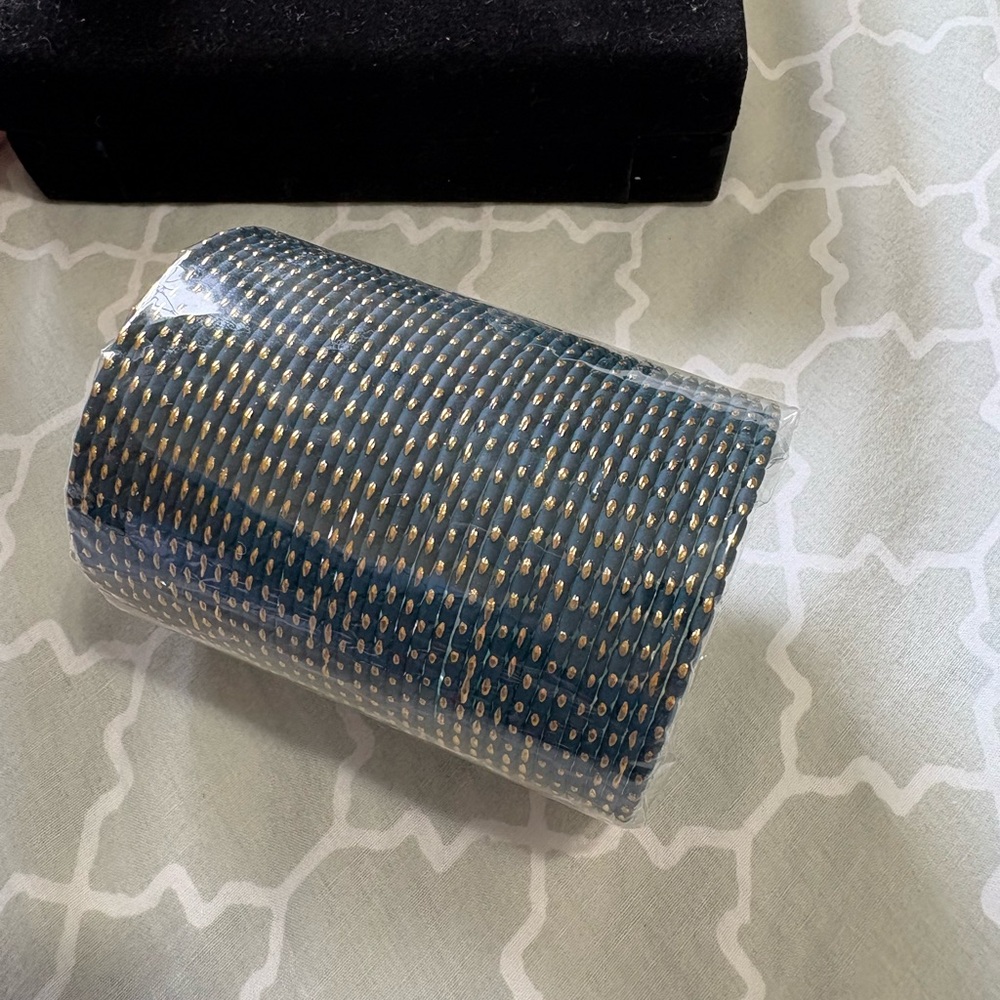 Elegant Blue and Gold Women's Bangles